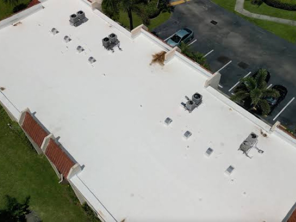 white single-ply roof - TPO Roofing Bellevue, NE
